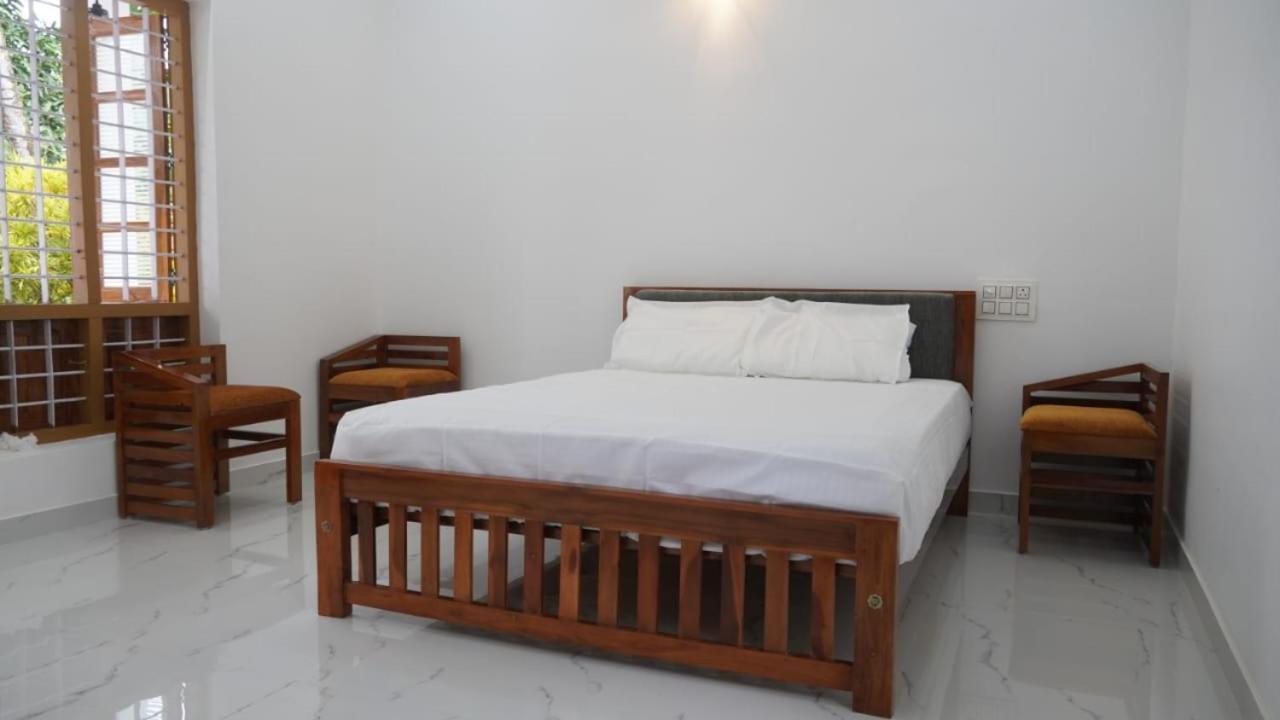 Munroe Heritage Inn Mundrothuruth ห้อง รูปภาพ